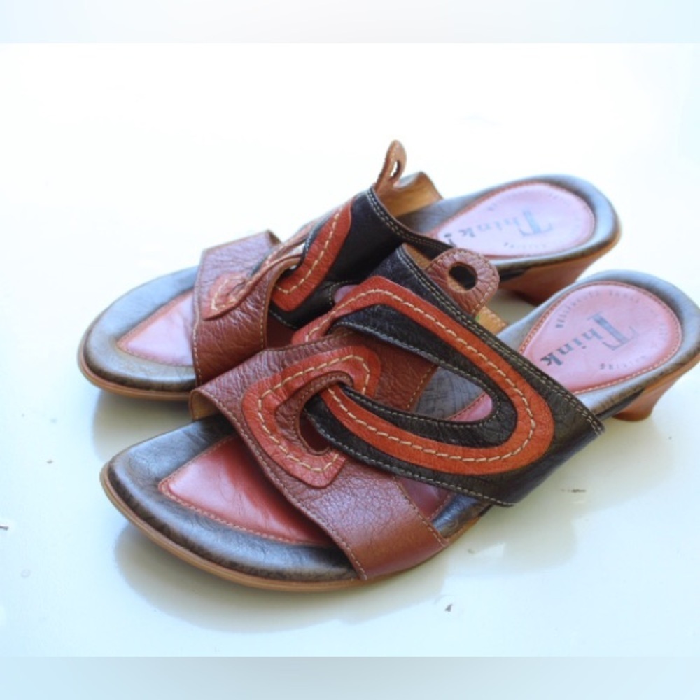 Think! Sandals - Picture 2 of 10